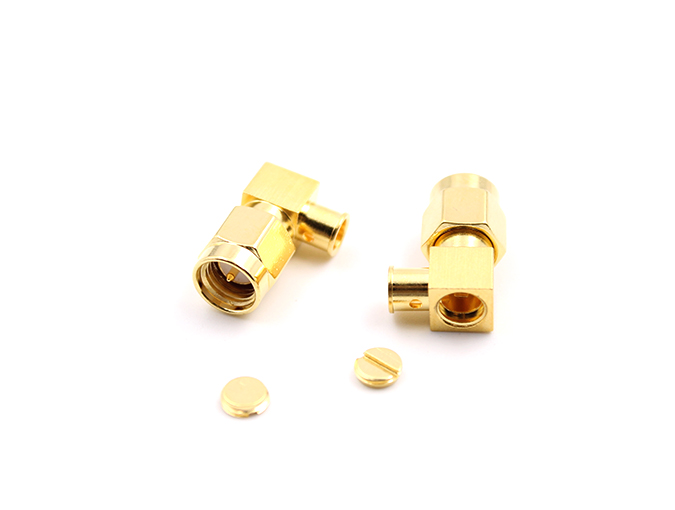 SMA Male Right Angle for .141 cable RF Connector
