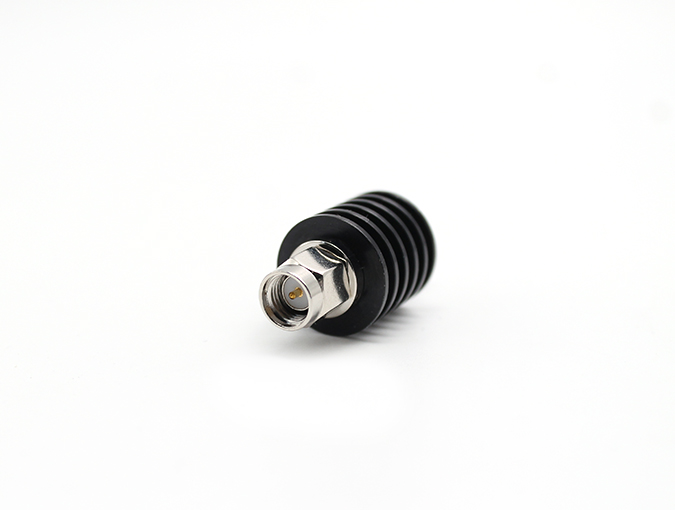 10dB Fixed Attenuator, SMA Male to SMA Female Black Anodized Aluminum Heatsink Body Rated to 5 Watts Up to 6 GHz