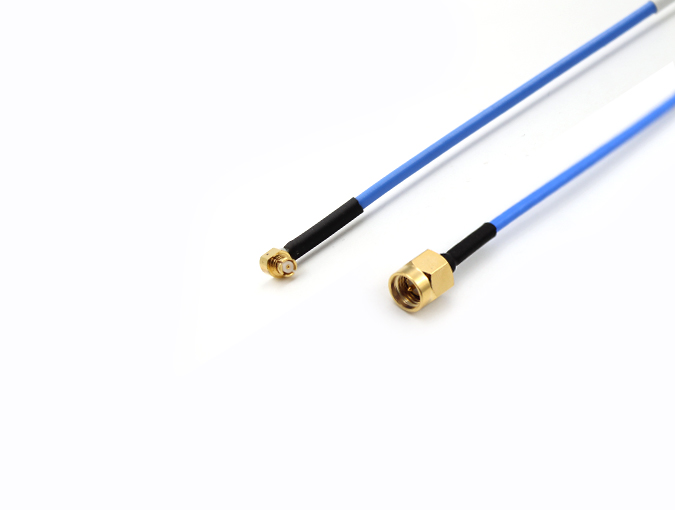 Cable Assembly SMP Female Right Angle and SMA Male with .086/RG405 cable, length 196mm